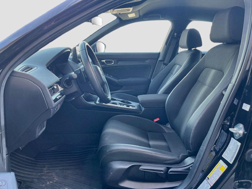 Used 2025 Honda Civic Sport image 19
