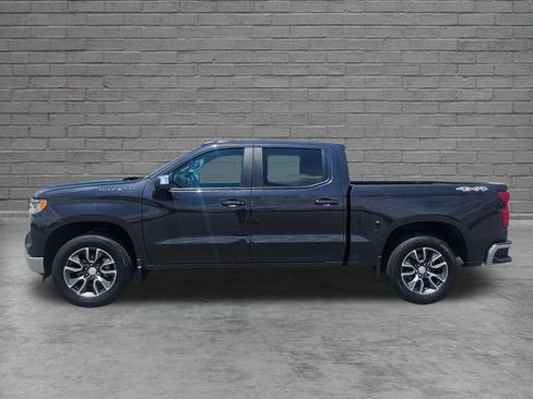 Used 2023 Chevrolet Silverado 1500 LT AWD/4WD image 2