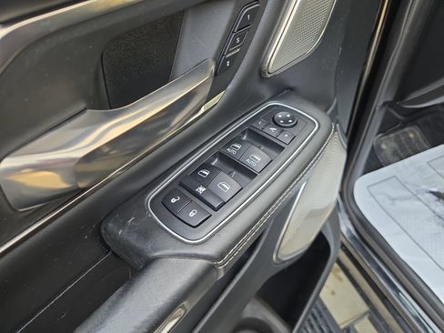 Used 2019 RAM 1500 Limited AWD/4WD image 13