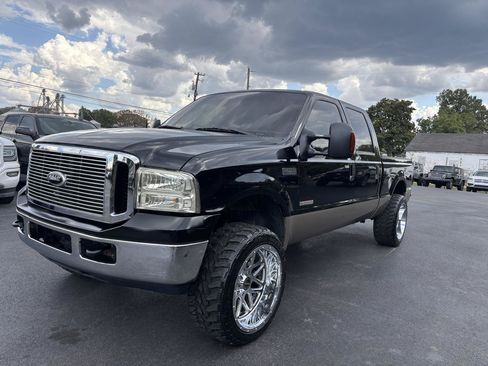 Used 2004 Ford F250 Lariat AWD/4WD image 4