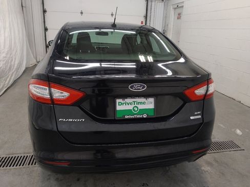 Used 2016 Ford Fusion SE w/ Equipment Group 202A image 6