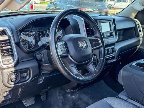 Used 2019 RAM 1500 Big Horn image 8
