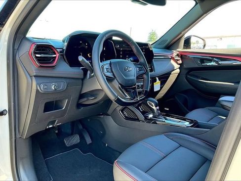 New 2026 Chevrolet TrailBlazer RS w/ Convenience Package AWD/4WD image 8