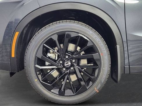 New 2026 Nissan Rogue Platinum AWD/4WD image 9