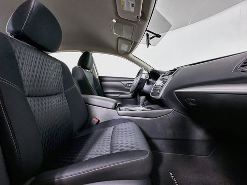 Used 2018 Nissan Altima 2.5 S FWD image 29