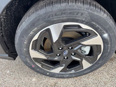 New 2026 Subaru Crosstrek 2.5i Limited image 3