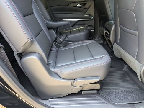 New 2026 Chevrolet Traverse Z71 w/ Enhanced Driving Package AWD/4WD image 37
