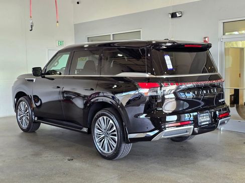 New 2026 INFINITI QX80 Luxe AWD/4WD image 6