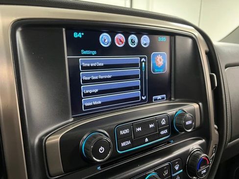 Used 2019 GMC Sierra 2500 Denali w/ Duramax Plus Package AWD/4WD image 38
