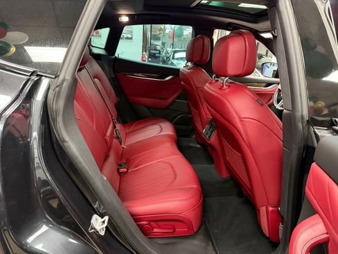 Used 2022 Maserati Levante GT image 35