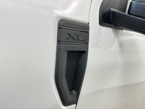 New 2025 Ford Maverick XL w/ Equipment Group 101A image 13