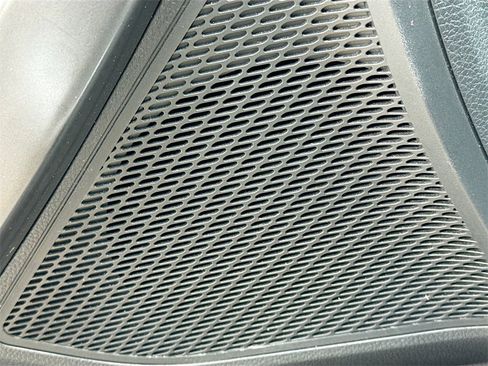 Used 2018 Hyundai Santa Fe Sport image 19