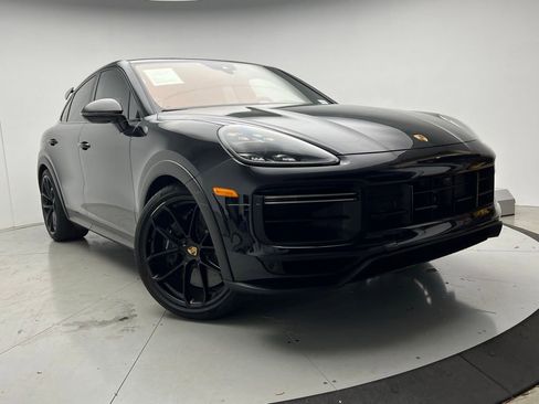 Certified 2022 Porsche Cayenne Turbo GT AWD/4WD image 24