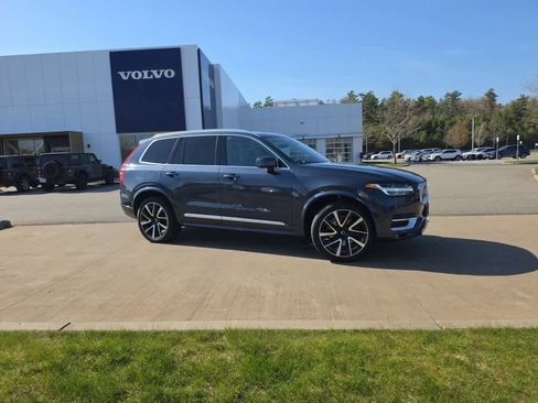Used 2023 Volvo XC90 B6 Plus AWD/4WD image 2