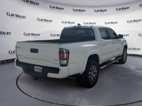 Used 2023 Toyota Tacoma Limited AWD/4WD image 5