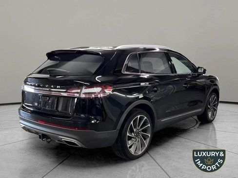 Used 2023 Lincoln Nautilus Reserve w/ Equipment Group 202A image 5