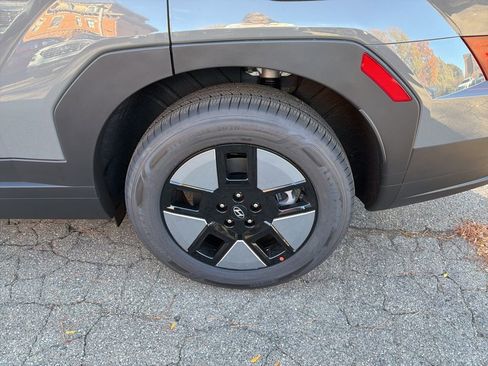 New 2026 Hyundai Santa Fe SE image 12