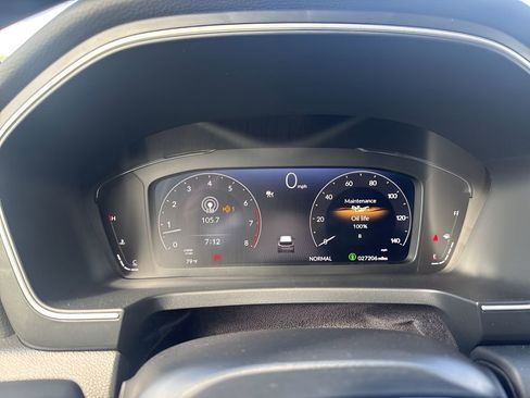 Used 2025 Honda Pilot Elite image 23