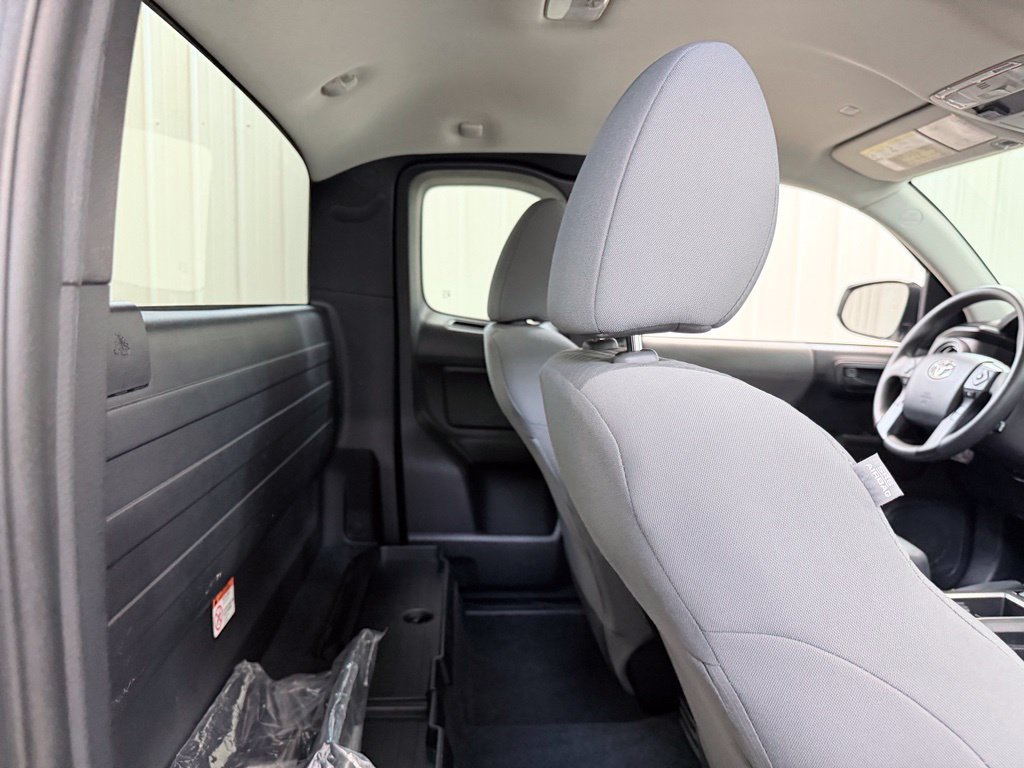 Used 2020 Toyota Tacoma SR AWD/4WD image 22