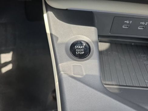 New 2026 Nissan Sentra SL FWD image 29