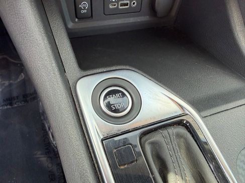 Used 2024 Nissan Sentra SV FWD image 29