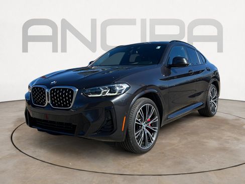Used 2022 BMW X4 xDrive30i w/ M Sport Package 2 image 5