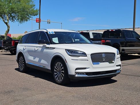Used 2020 Lincoln Aviator Reserve RWD image 3
