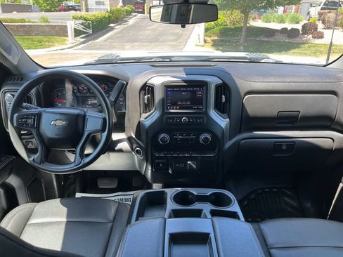 Used 2025 Chevrolet Silverado 3500 W/T AWD/4WD image 12