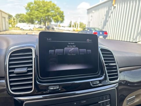 Used 2018 Mercedes-Benz GLE 350 4MATIC image 21