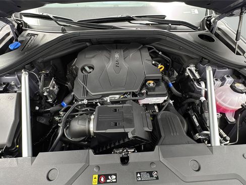 New 2026 Genesis GV70 2.5T AWD/4WD image 9