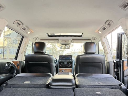 Used 2021 Nissan Armada SL w/ Captain's Chairs Package image 40