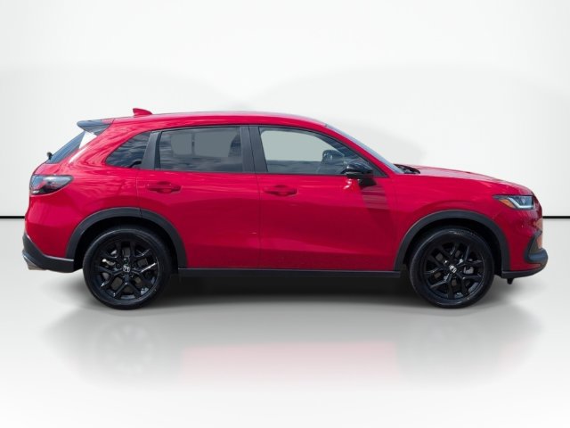 Used 2025 Honda HR-V Sport image 5