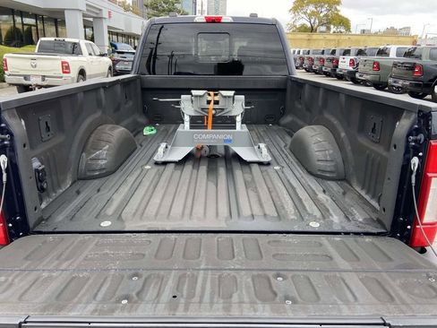 Used 2021 Ford F250 Lariat w/ Lariat Ultimate Package image 8