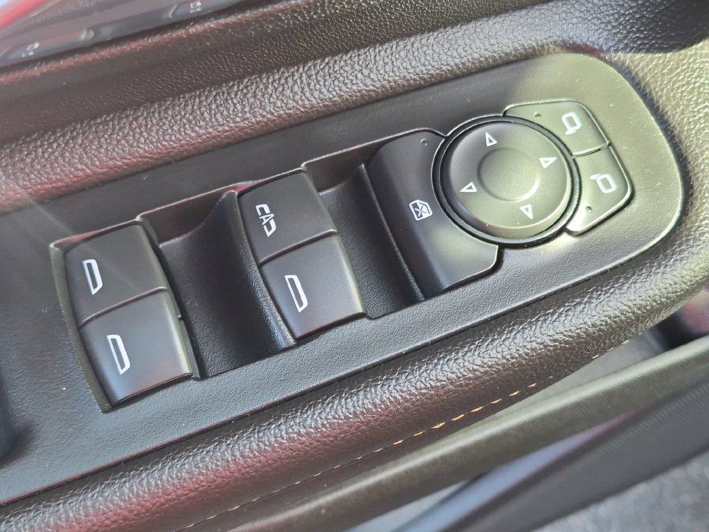 Used 2019 GMC Terrain SLE w/ Driver Convenience Package AWD/4WD image 14