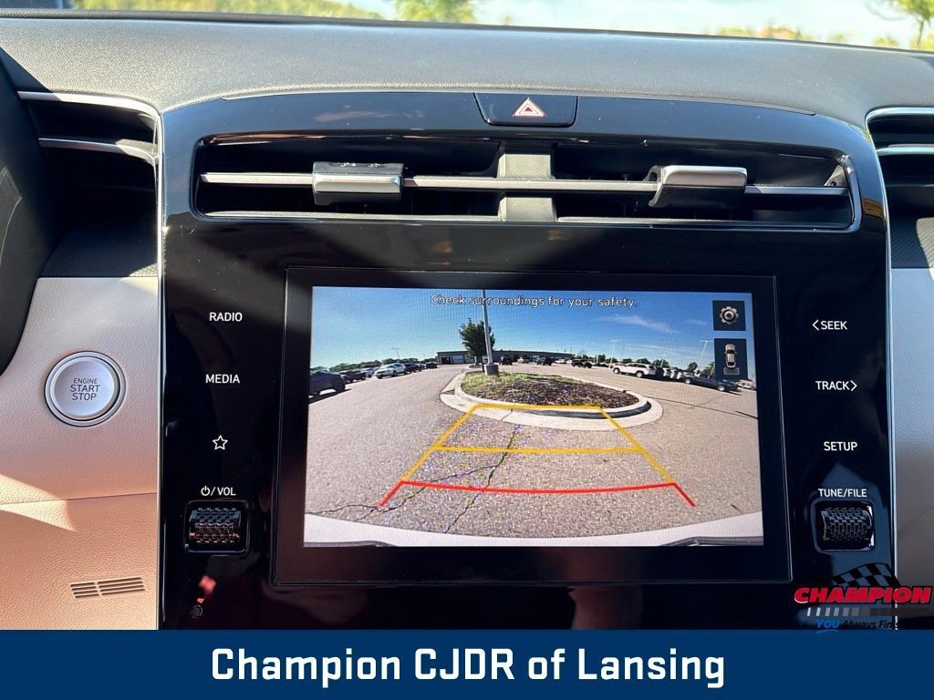 Used 2023 Hyundai Tucson SEL AWD/4WD image 24