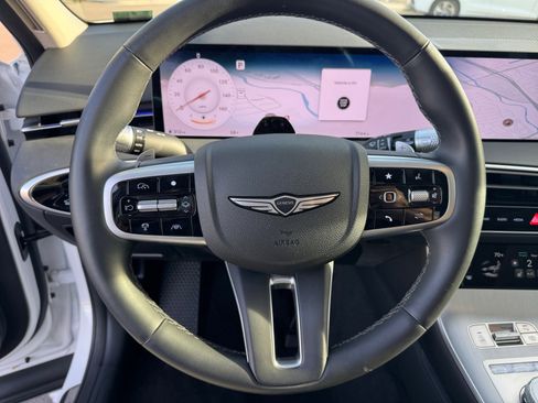 Used 2026 Genesis GV70 2.5T Select image 9