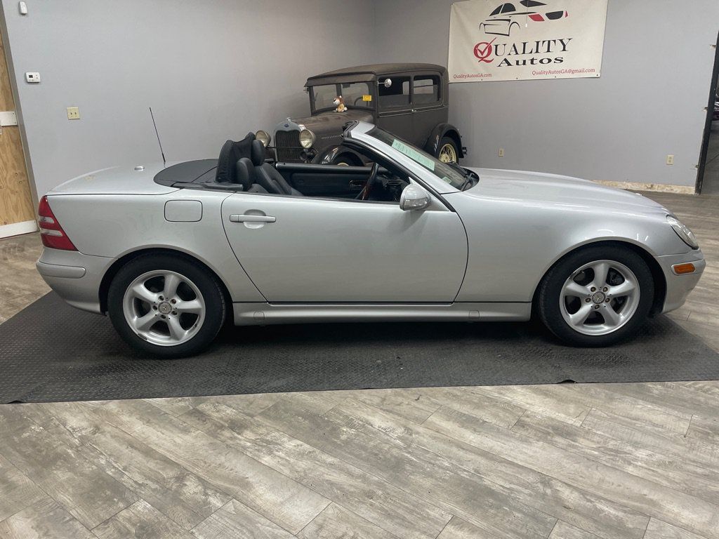 Used 2004 Mercedes-Benz SLK 320 image 11