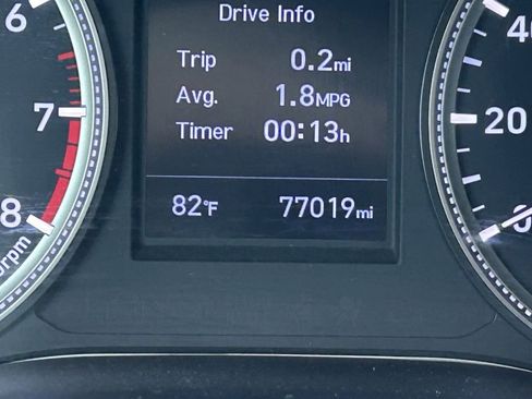 Used 2020 Hyundai Santa Fe SE image 27