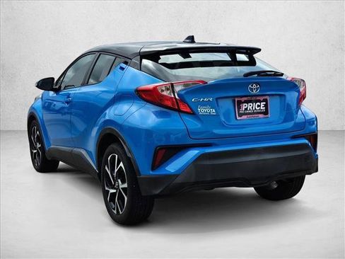 Used 2019 Toyota C-HR XLE FWD image 7