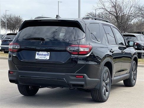 New 2026 Honda Pilot Sport image 4