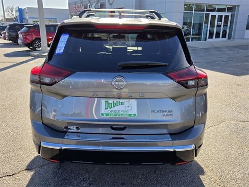 New 2026 Nissan Rogue Platinum image 8