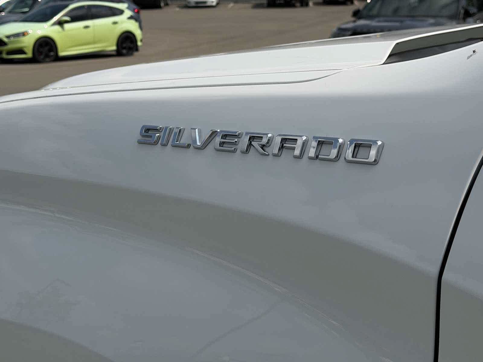 Used 2025 Chevrolet Silverado 1500 W/T w/ WT Value Package AWD/4WD image 9