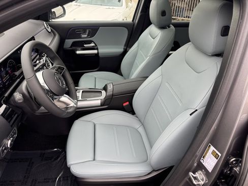 New 2026 Mercedes-Benz GLA 250 image 2