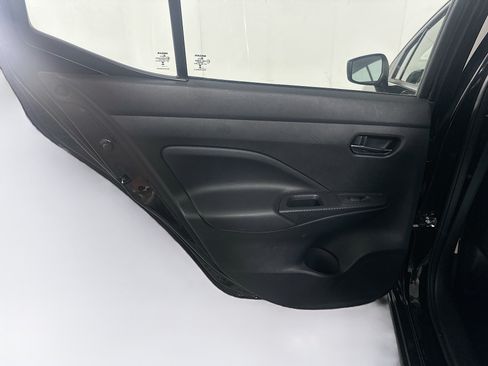 Used 2025 Nissan Versa SV FWD image 25