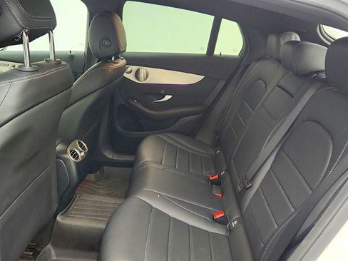 Used 2023 Mercedes-Benz GLC 300 4MATIC Coupe image 20