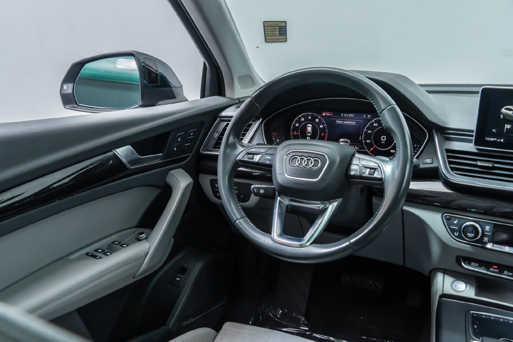 Used 2019 Audi Q5 2.0T Premium Plus w/ Premium Plus Package AWD/4WD image 32