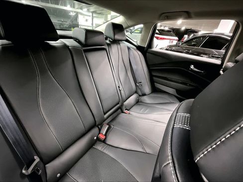 Used 2023 Acura TLX w/ Technology Package image 18