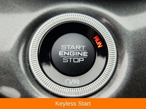Used 2021 Jeep Grand Cherokee L Laredo AWD/4WD image 17