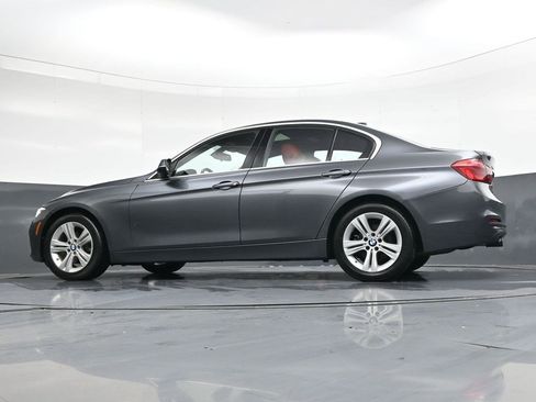 Used 2018 BMW 330i xDrive Sedan w/ Convenience Package image 34