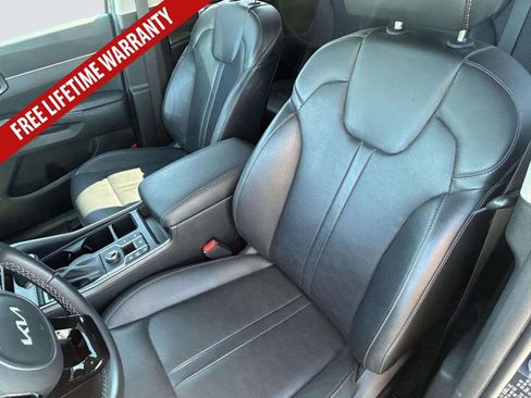 Used 2025 Kia Sorento S w/ Panoramic Sunroof Package FWD image 20